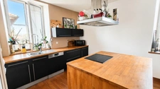 T3 Duplex lumineux avec espace bureau – Faibles charges – Centre-ville