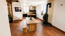 T3 Duplex lumineux avec espace bureau – Faibles charges – Centre-ville