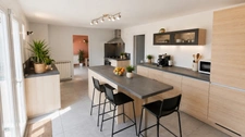 MAISON FAMILIALE 108,7 M² – 4 CHAMBRES – SUITE PARENTALE – VÉRANDA 22 M² – TERRAIN 1 600 M²