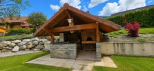 Modern villa of 211m² with swimming pool and garage