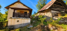 Ancienne ferme à rénover avec dépendance – terrain de 1 895 M² – CHORGES