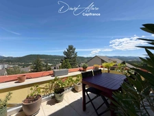 Appartement à vendre 95 m² 3 pièces, terrasse, véranda, cave et emplacement de parking sécurisé GAP (05)