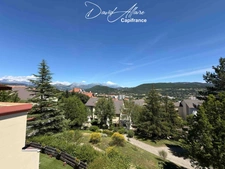Appartement à vendre 95 m² 3 pièces, terrasse, véranda, cave et emplacement de parking sécurisé GAP (05)