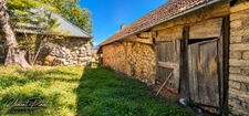 Ancienne ferme à rénover avec dépendance – terrain de 1 895 M² – CHORGES