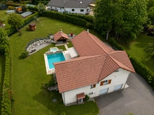 Modern villa of 211m² with swimming pool and garage