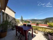 Appartement à vendre 95 m² 3 pièces, terrasse, véranda, cave et emplacement de parking sécurisé GAP (05)