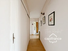 Appartement 2 pièces lumineux avec loggia, balcon, cave et parking proche gare