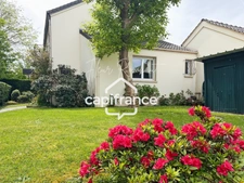Maison familiale 5 chambres avec jardin – Gare à pied – Maurepas
