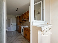 Appartement 2 pièces lumineux avec loggia, balcon, cave et parking proche gare