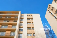 3 pièces lumineux avec balcon, cave et isolation récente – Maurepas