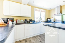Maison familiale rénovée 4 chambres et bureau dans un cadre bucolique rare