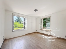 GIF-SUR-YVETTE CENTRE Superbe 3 pièces de près de 90 m² dans un écrin de verdure