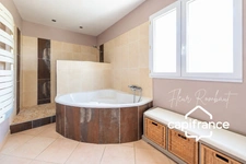 Bois-d’Arcy – Maison familiale de 5 chambres avec jardin, véranda et sous-sol total