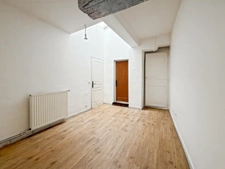 Montfort-l'Amaury Hyper Centre – Une petite maison de charme cachée au cœur du village