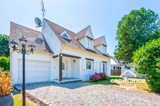 Maison familiale rénovée 4 chambres et bureau dans un cadre bucolique rare