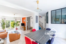 GIF BELLEVILLE | MAISON FAMILIALE 5 CHAMBRES AVEC SOUS-SOL TOTAL ET DOUBLE GARAGE