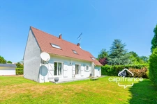 Maison familiale rénovée 4 chambres et bureau dans un cadre bucolique rare