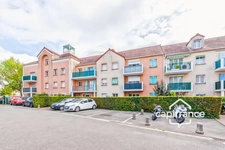 Appartement 2 pièces de 45 m² en rez de jardin à Plaisir