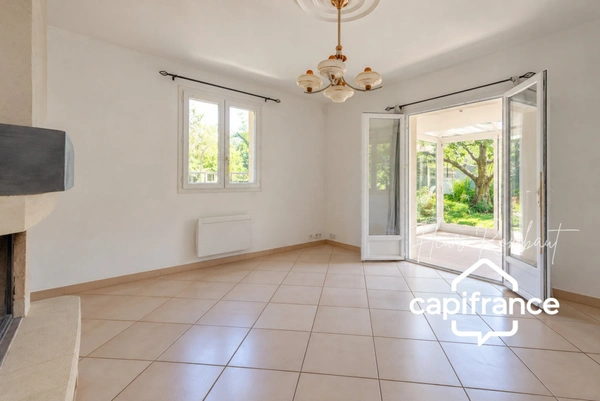 Bois-d’Arcy – Maison familiale de 5 chambres avec jardin, véranda et sous-sol total