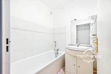Appartement 2 pièces de 45 m² en rez de jardin à Plaisir