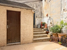 Montfort-l'Amaury Hyper Centre – Une petite maison de charme cachée au cœur du village
