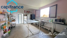 SAINTE-ROSE – MAISON 6 PIÈCES DE 222 M² AVEC PISCINE SUR 1 331 M² DE TERRAIN