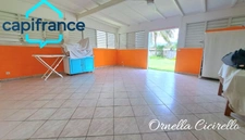 SAINTE-ROSE – MAISON 6 PIÈCES DE 222 M² AVEC PISCINE SUR 1 331 M² DE TERRAIN