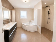 🏡 Magnifique villa familiale de 150 m² avec piscine – Mauguio ( 4 chambres )