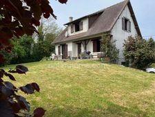 Maison 110 m² Au calme - 4 chambres -Sous-sol - Terrain 1190 m² - Les Monts d'Aunay