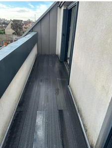 T3 rénové 76 m², dernier étage avec extérieur, parking sécurisé et cave - 15mn de Paris