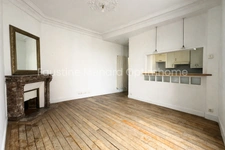 LES VALLÉES – Cachet haussmannien, ascenseur, cave et luminosité à 10 min de Paris