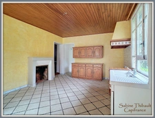 Indre-et-Loire department (37), for sale in Marcilly-sur-Maulne, 7-room house, 173 m² - Enclosed grounds