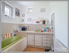 Département Maine-et-Loire (49) à vendre CHIGNE maison 12 pièces - 201 m2 - Terrain clos - Piscine