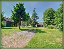Département Maine-et-Loire (49) à vendre CHIGNE maison 12 pièces - 201 m2 - Terrain clos - Piscine