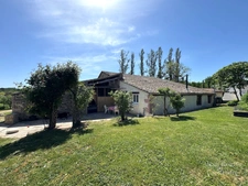 Propriété avec étang et 4,2 ha – Deux habitations modulables – Cadre naturel rare