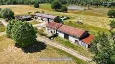 28 Hectare Estate with Private Lake, Main House, 2 Holiday Cottages and Over 400 m² of Outbuildings