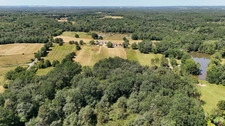 28 Hectare Estate with Private Lake, Main House, 2 Holiday Cottages and Over 400 m² of Outbuildings