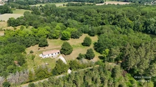 Maison 135 m² - 3 chambres chacune avec salle d'eau – 2 hectares – Prairie pour chevaux – DPE B – 10 min de Montpon