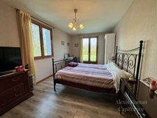 Maison 128 m² avec piscine et grange de 100 m2  – 3 800 m² de terrain