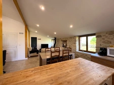 Propriété avec étang et 4,2 ha – Deux habitations modulables – Cadre naturel rare
