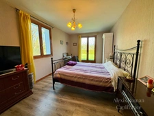 Maison 128 m² avec piscine et grange de 100 m2  – 3 800 m² de terrain