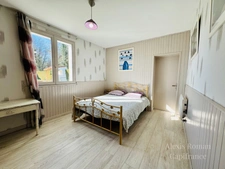 Maison 128 m² avec piscine et grange de 100 m2  – 3 800 m² de terrain