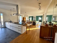 Maison plain pied lumineuse + piscine et jardin arboré – 4 chambres, à 5 min de Montpon