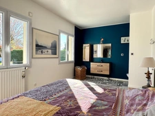 Maison plain pied lumineuse + piscine et jardin arboré – 4 chambres, à 5 min de Montpon