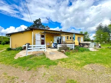 Plain-pied avec 1 ha de terrain – +140 m² utiles – jardin clôturé