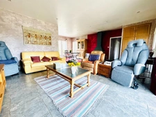Maison récente de plain-pied – 4 chambres – 115 m² utiles – terrain 1 545 m² – au calme à 7 min de Montpon