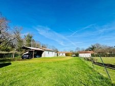Maison 128 m² avec piscine et grange de 100 m2  – 3 800 m² de terrain