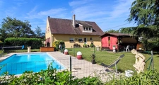 Maison familiale 187 m² – 8 pièces – piscine – terrain arboré 3 900 m²