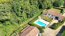Maison 128 m² avec piscine et grange de 100 m2  – 3 800 m² de terrain
