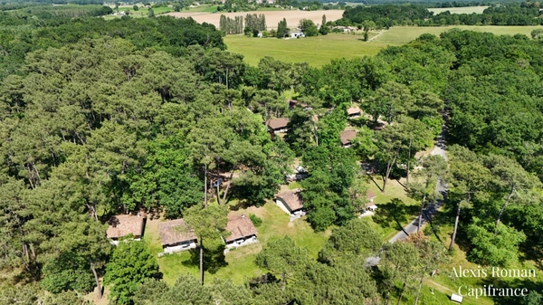 Domaine nature de 19 gîtes sur plus de 10 hectares – Un lieu rare à réinventer